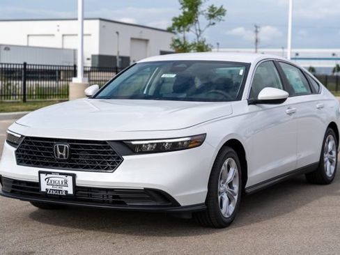 Used 2024 Honda Accord LX image 3