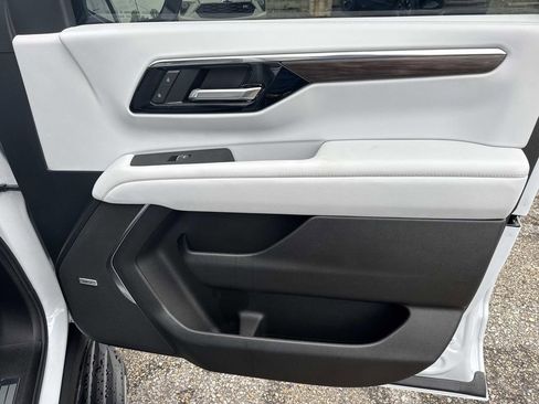 New 2026 Chevrolet Tahoe Premier RWD image 14
