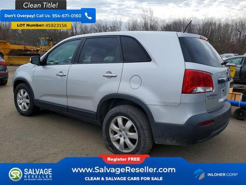 Used 2011 Kia Sorento 2WD image 3