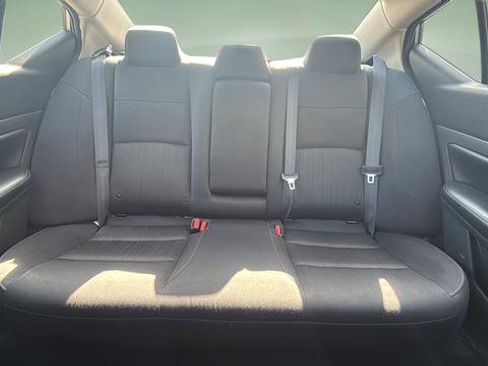 Used 2024 Nissan Altima 2.5 SV FWD image 16
