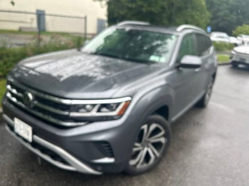 Used 2022 Volkswagen Atlas SEL AWD/4WD image 14