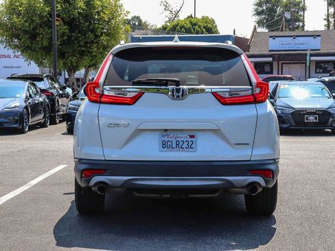 Used 2018 Honda CR-V Touring image 3