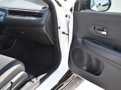 Used 2022 Honda HR-V Sport image 11