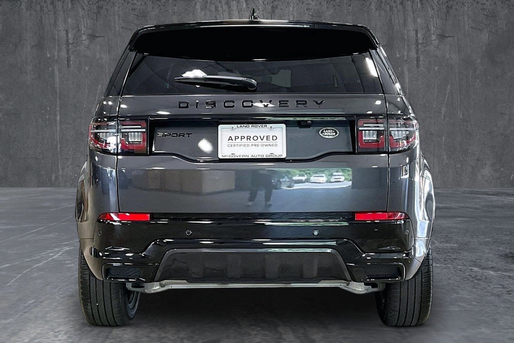 Used 2025 Land Rover Discovery Sport Dynamic SE AWD/4WD image 6
