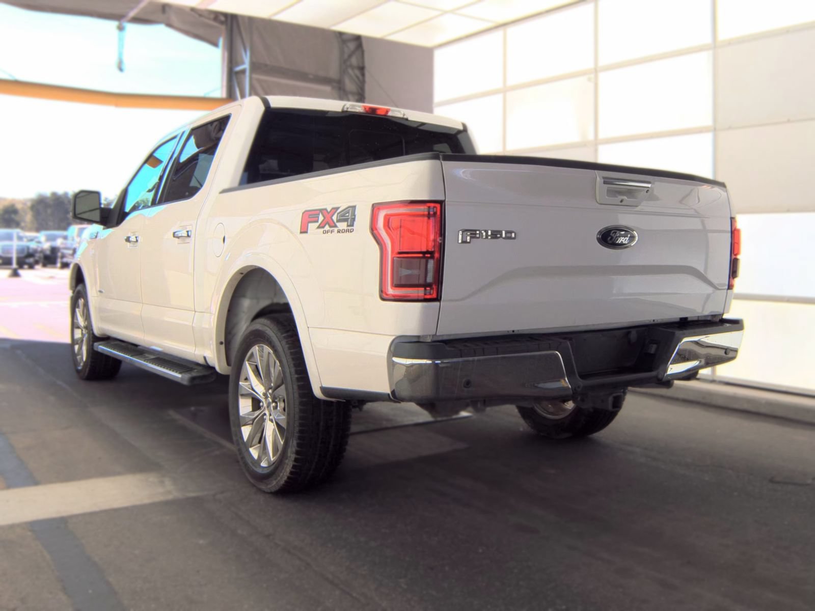 Used 2016 Ford F150 Lariat AWD/4WD image 3