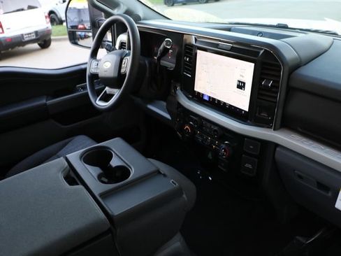New 2026 Ford F250 XLT w/ XLT Premium Package AWD/4WD image 14