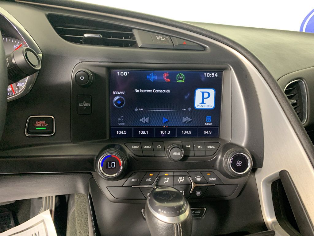Used 2015 Chevrolet Corvette Stingray Coupe RWD image 24
