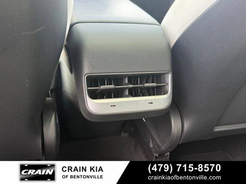 Used 2021 Tesla Model Y Long Range AWD/4WD image 26