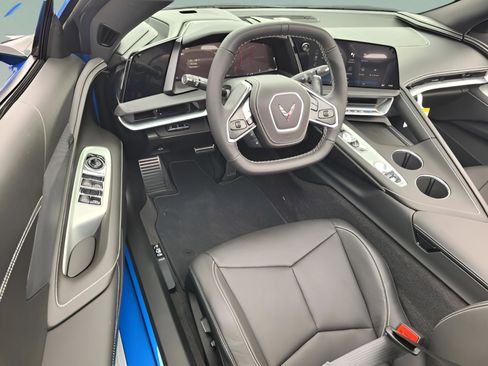 New 2026 Chevrolet Corvette Stingray Convertible w/ 1LT image 17