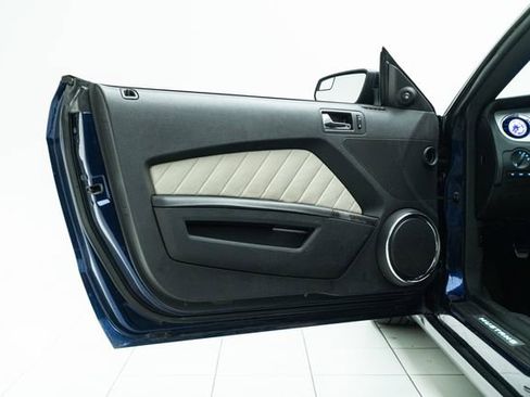 Used 2012 Ford Mustang GT Premium w/ Brembo Brake Pkg image 27