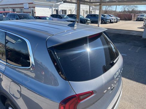 Used 2022 Kia Telluride LX image 34