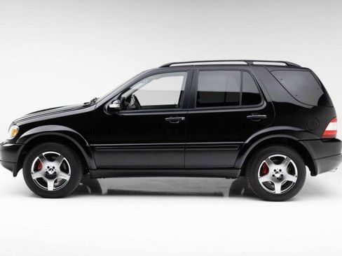 Used 2002 Mercedes-Benz ML 55 AMG 4MATIC image 13