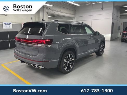 New 2025 Volkswagen Atlas SEL Premium R-Line image 4