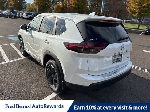 New 2026 Nissan Rogue SV image 5