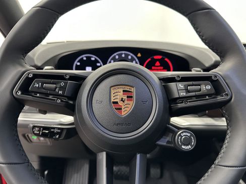 Certified 2026 Porsche Cayenne Coupe image 24