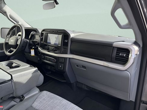 Used 2023 Ford F150 XLT image 30