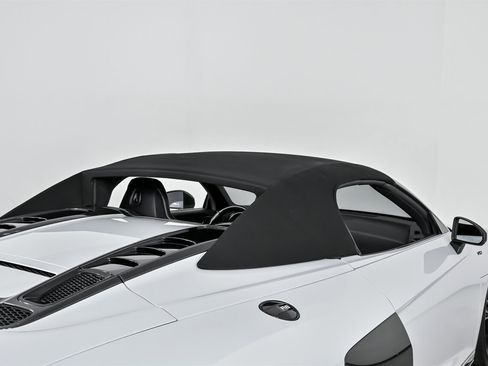 Used 2020 Audi R8 V10 performance image 18