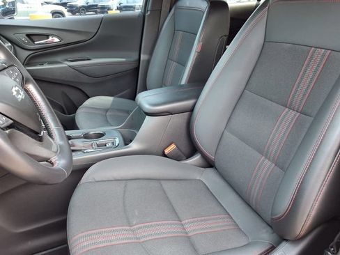 Used 2022 Chevrolet Equinox RS FWD image 3