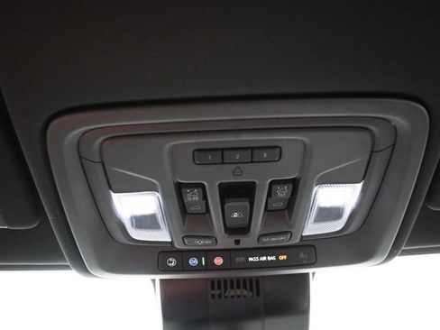 Used 2024 GMC Sierra 2500 AT4 w/ AT4 Premium Plus Package image 24