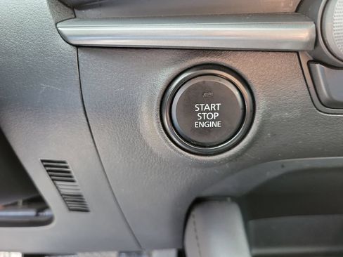 Used 2024 MAZDA MAZDA3 s FWD image 25