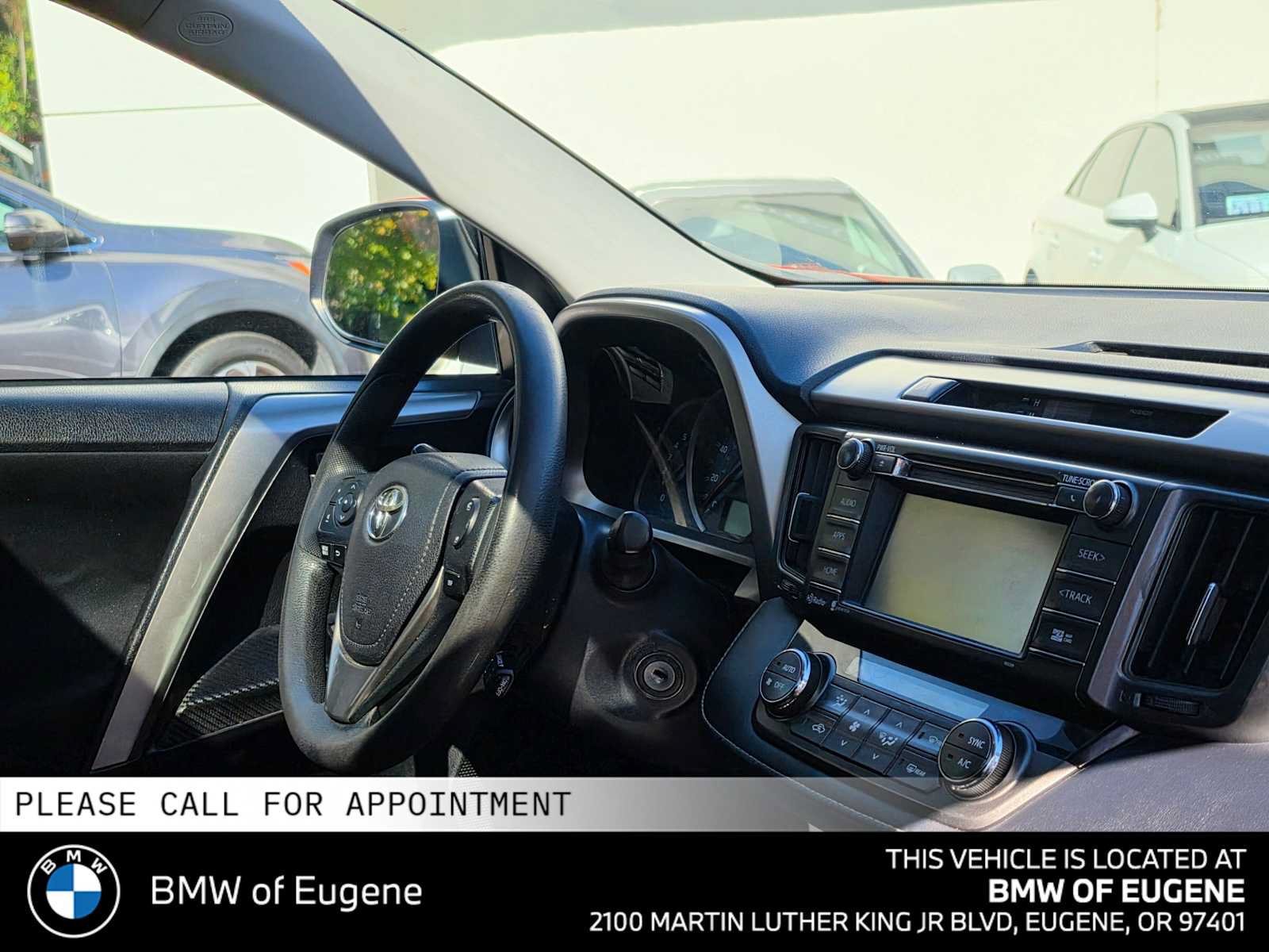 Used 2015 Toyota RAV4 XLE AWD/4WD image 12