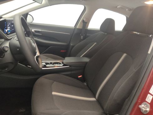 Used 2023 Hyundai Sonata SEL FWD image 17