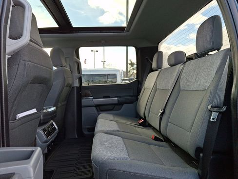 Used 2022 Ford F150 XLT w/ Equipment Group 302A High image 10