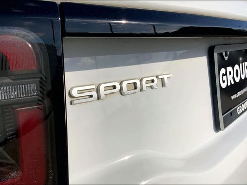 Used 2020 Land Rover Discovery Sport Standard image 9