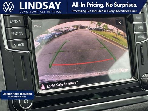Used 2017 Volkswagen Tiguan Sport FWD image 17