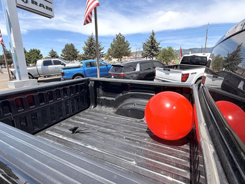 Used 2024 RAM 1500 Laramie w/ Off Road Group AWD/4WD image 17