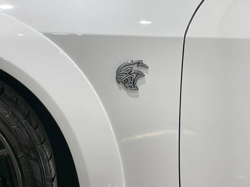 Used 2020 Dodge Challenger SRT Hellcat image 11