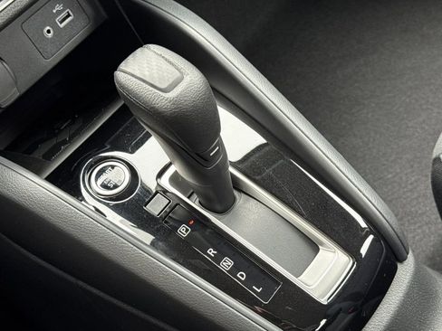 New 2025 Nissan Versa SV w/ Trunk Package image 19