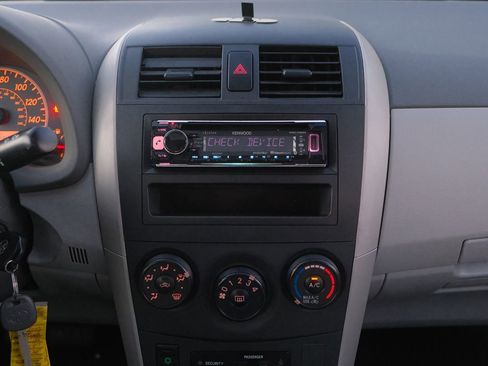 Used 2009 Toyota Corolla LE image 18