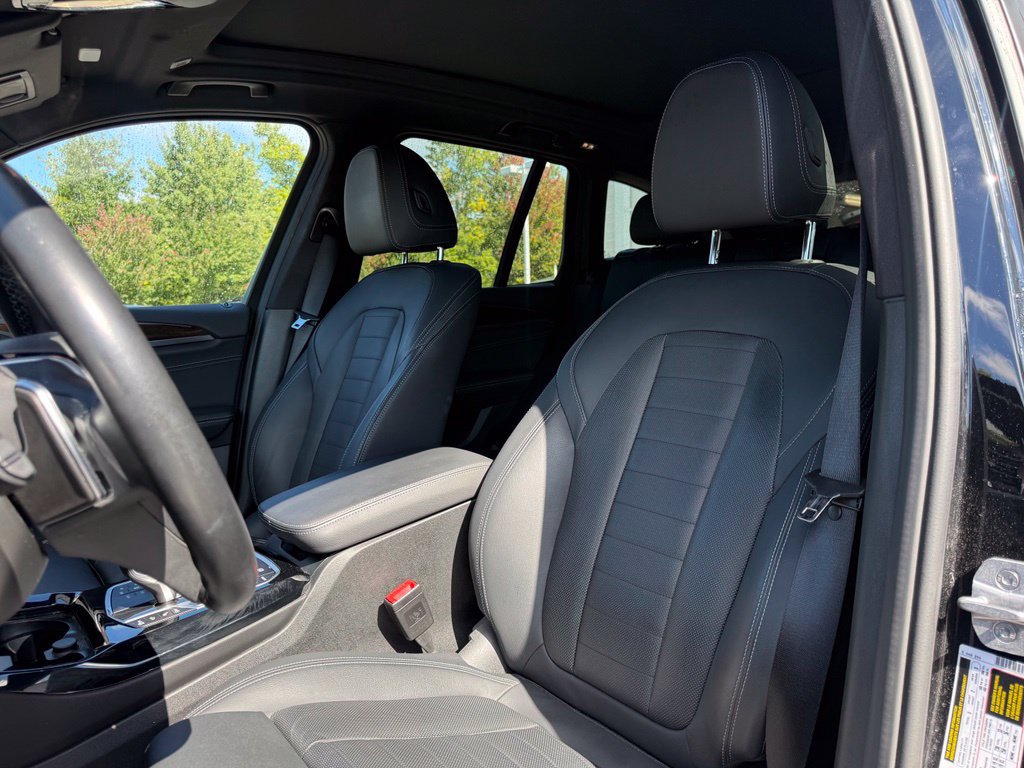 Used 2023 BMW X3 xDrive30i w/ Premium Package w/ZPA AWD/4WD image 11