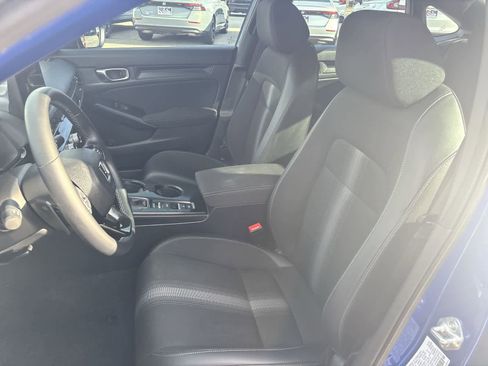 Used 2023 Honda Civic Sport image 18