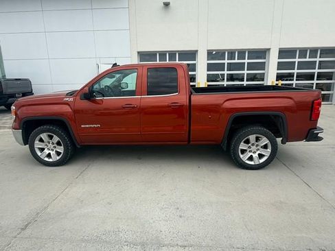 Used 2015 GMC Sierra 1500 SLE w/ SLE Value Package image 6