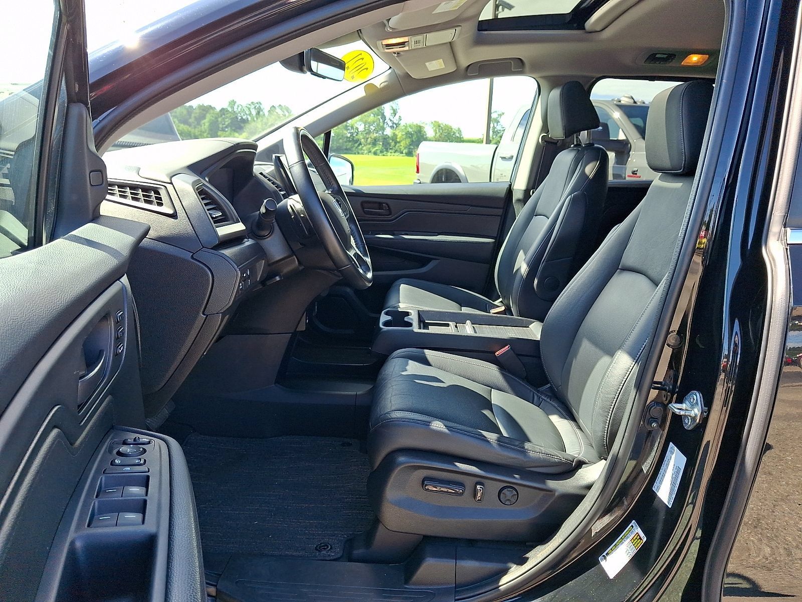 Used 2021 Honda Odyssey EX-L image 16