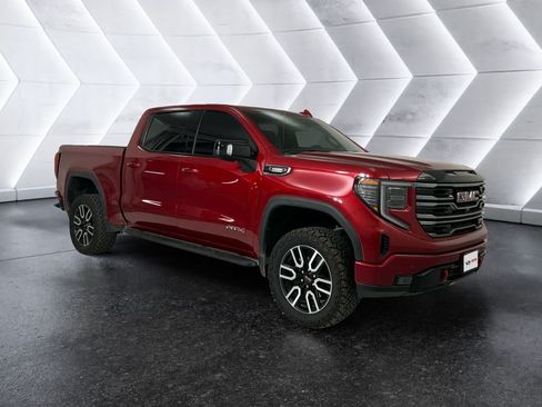 Used 2025 GMC Sierra 1500 AT4 w/ AT4 Premium Package AWD/4WD image 1