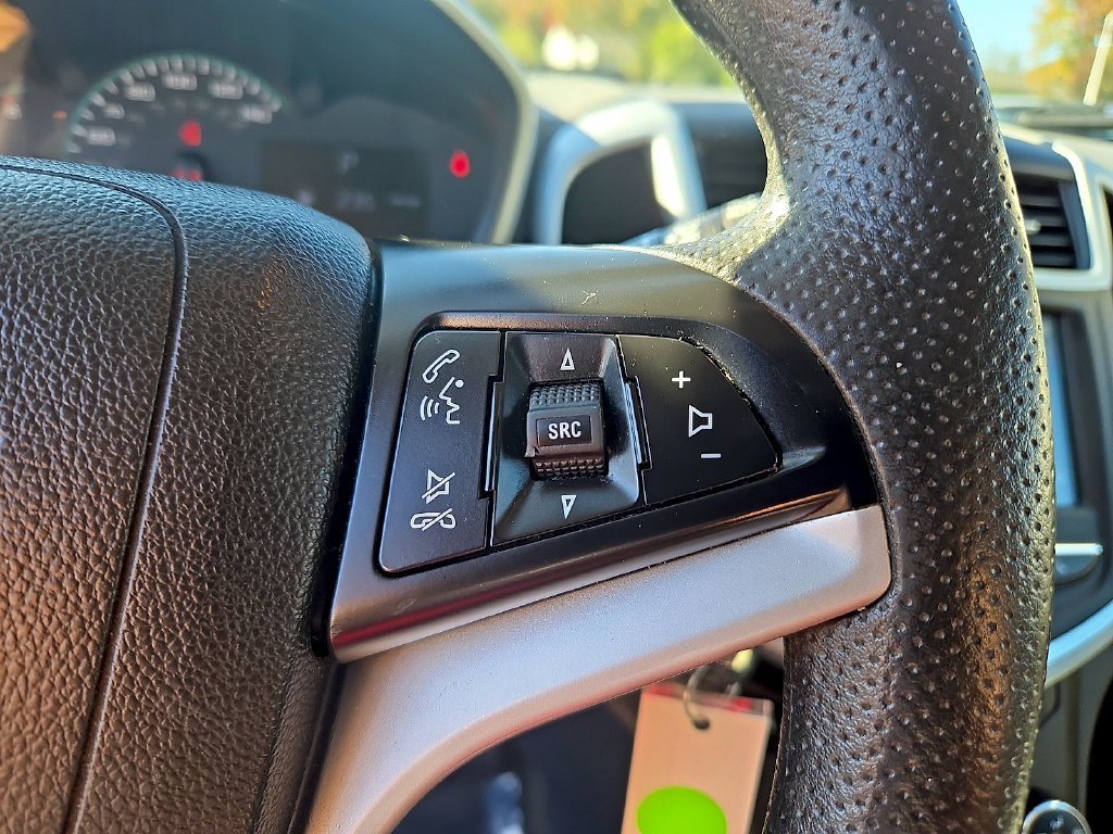 Used 2017 Chevrolet Sonic LT FWD image 24