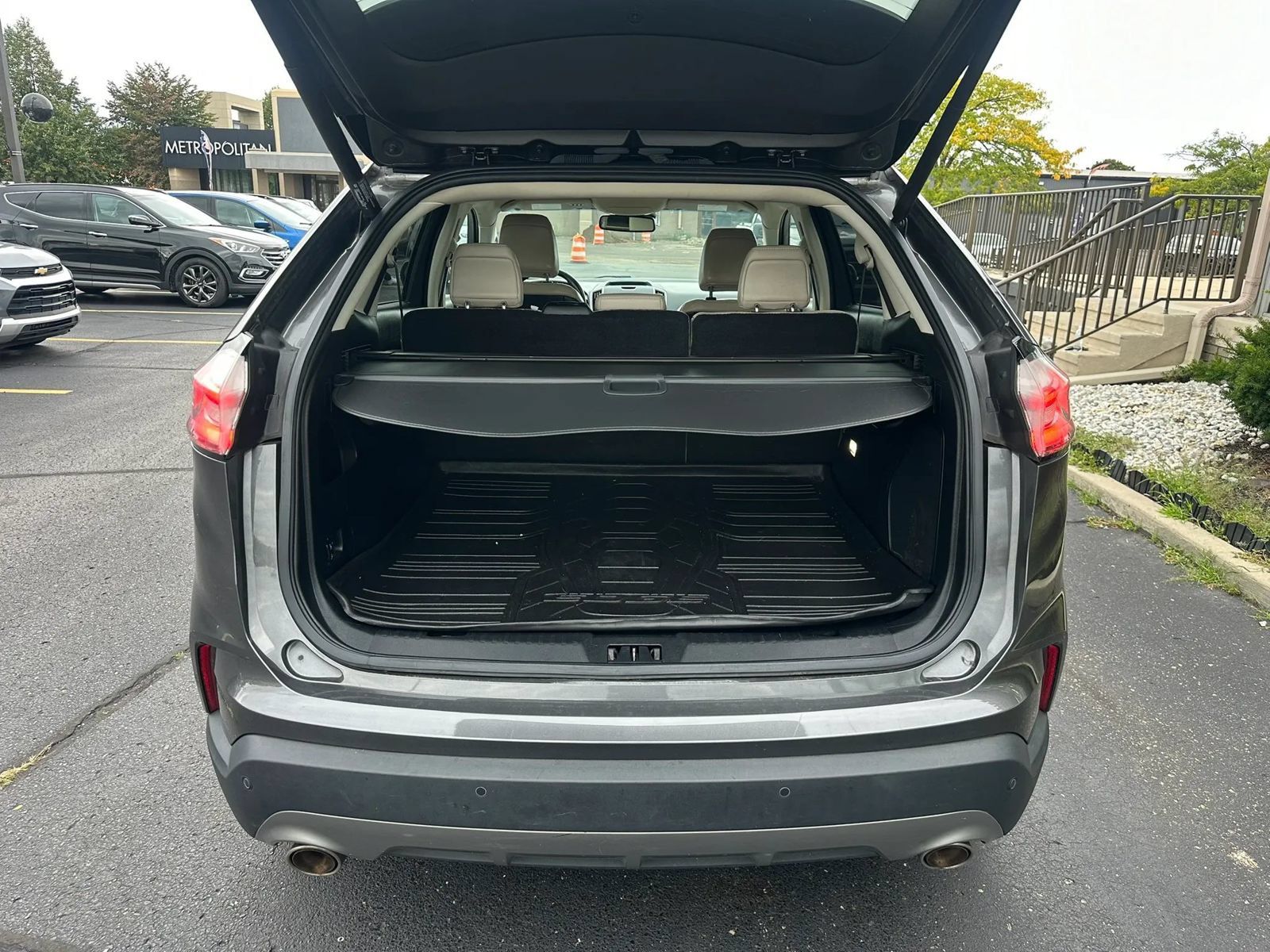 Used 2020 Ford Edge Titanium w/ Cargo Accessory Package FWD image 7