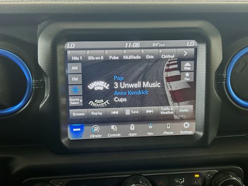 Used 2023 Jeep Wrangler Sahara image 19