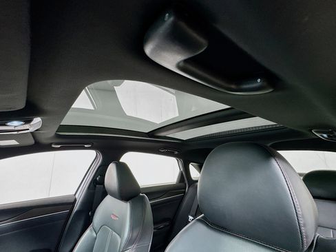 Used 2022 Kia K5 GT w/ GT1 Package image 6