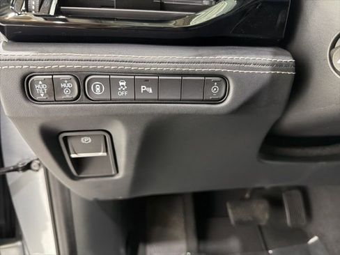 Certified 2023 Acura MDX SH-AWD w/ Advance Package image 12