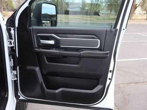 Used 2023 RAM 3500 Big Horn w/ Night Edition image 26