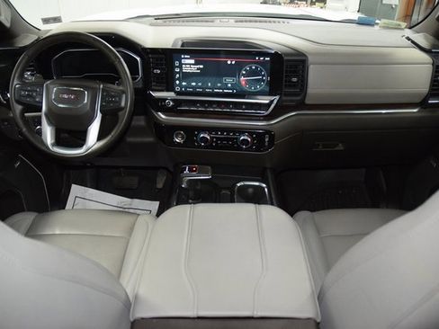 Used 2023 GMC Sierra 1500 SLT w/ SLT Premium Package image 32