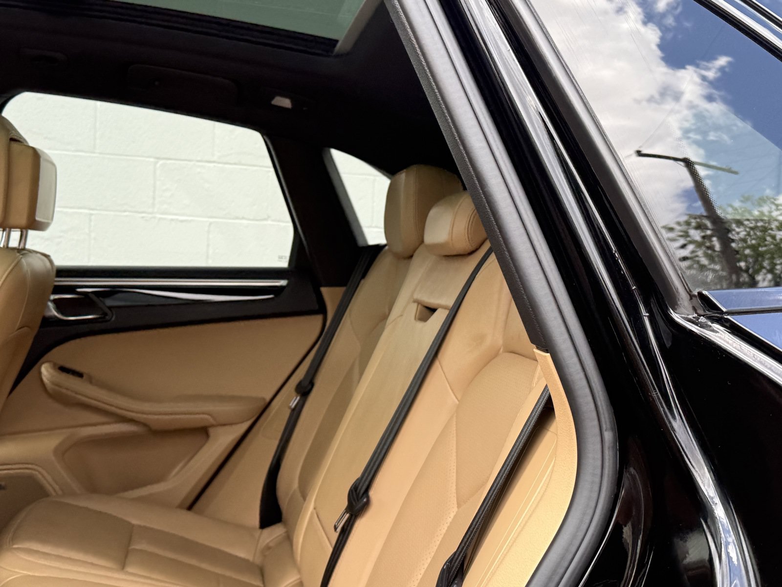 Used 2018 Porsche Macan S AWD/4WD image 21