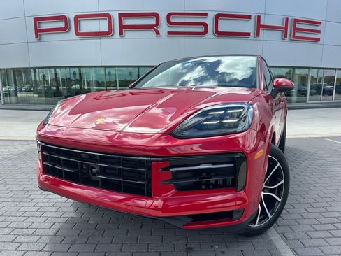 Used 2026 Porsche Cayenne Coupe image 1