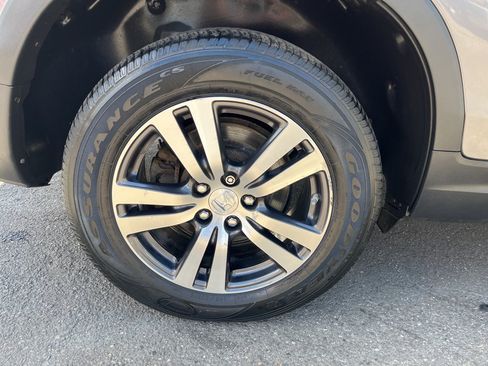 Used 2016 Honda Pilot EX image 25