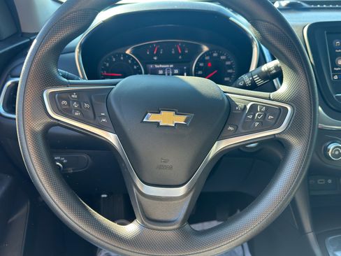Used 2023 Chevrolet Equinox LT image 19