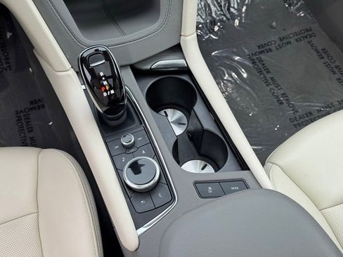 Used 2023 Cadillac XT6 Premium Luxury image 21